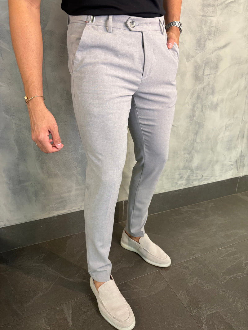 PANTALÓN DE SASTRERÍA ATENAS CON AJUSTE DE HEBILLA PUNTO H GRIS