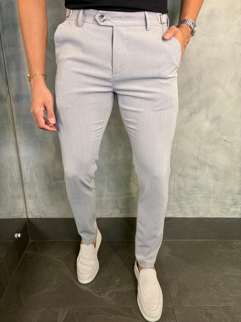 PANTALÓN DE SASTRERÍA ATENAS CON AJUSTE DE HEBILLA PUNTO H GRIS